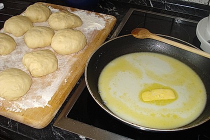 Süße Dampfnudeln 68