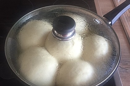 Süße Dampfnudeln 28