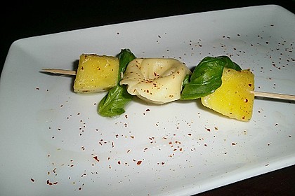 Fruchtige Tortellini - Spieße 2