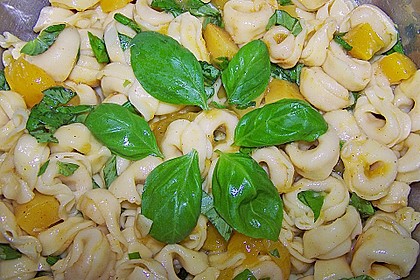 Fruchtige Tortellini - Spieße 6