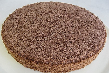 Erdbeer - Marzipan - Torte 1