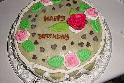 Erdbeer - Marzipan - Torte 14