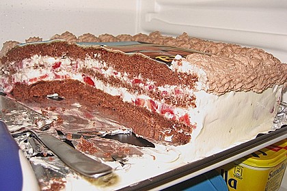 Erdbeer - Marzipan - Torte 22