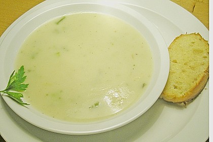 Feine Spargelsuppe 4