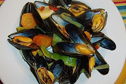 Miesmuscheln in pikantem Gemüsesud 5