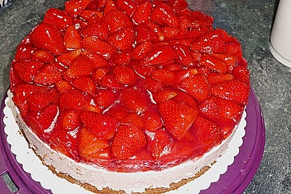 Erdbeer - Amarettini - Torte 4