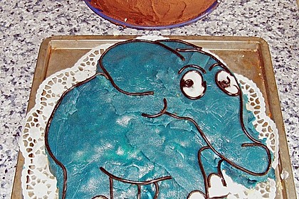 Lettas kleine blaue Elefant  - Motivtorte 19