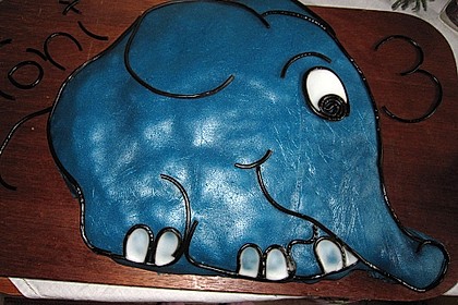 Lettas kleine blaue Elefant  - Motivtorte 137