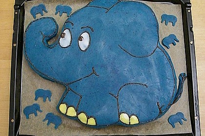 Lettas kleine blaue Elefant  - Motivtorte 11