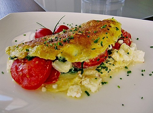 Omelette mit Blattspinat und Tomaten (Rezept mit Bild) | Chefkoch.de