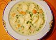 Schnelle Erbsensuppe mit Grie&szlig;kl&ouml;&szlig;chen