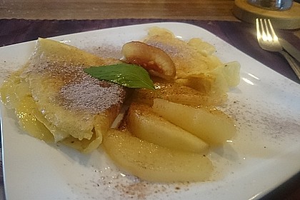 Crêpes mit heißen Birnen 2