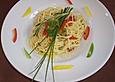 Dreadys Spaghetti aglio, olio, cipolle e peperoni tricolore con erbe aromatiche