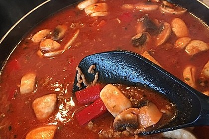 Gemüsetopf mit Paprika, Hackfleisch, Zucchini und Pilzen 12