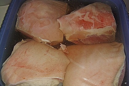Bayrischer Krustenbraten mit leckerer So&szlig;e 12