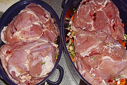Bayrischer Krustenbraten mit leckerer So&szlig;e 13