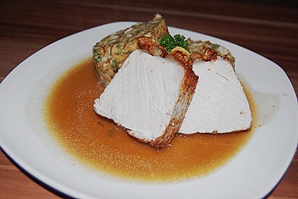 Bayrischer Krustenbraten mit leckerer So&szlig;e 16