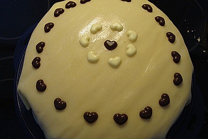 Bananen - Schokoladen - Torte mit Marzipandecke 5
