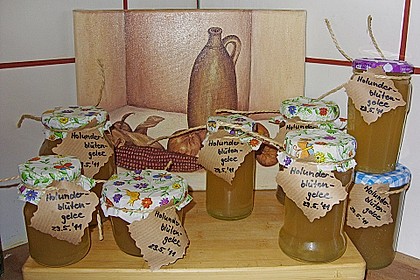 Holunderbl&uuml;tengelee 5