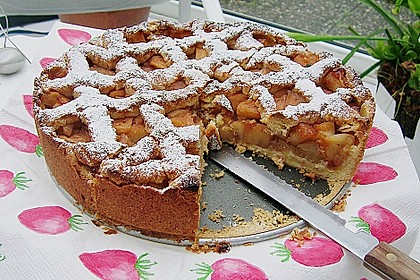 Apfel - Marzipankuchen mit Gitter 2