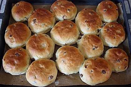 Rosinenbrötchen 3