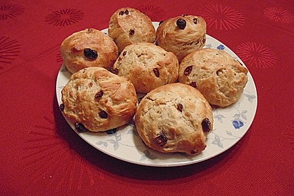 Rosinenbrötchen 6