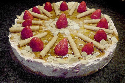 Erdbeer - Karamell - Torte 23