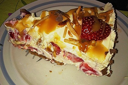 Erdbeer - Karamell - Torte 13