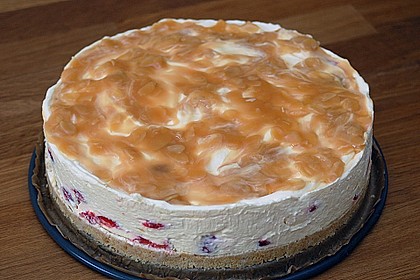 Erdbeer - Karamell - Torte 15