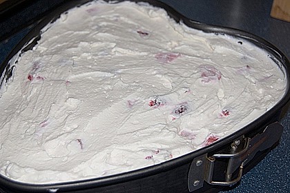 Erdbeer - Karamell - Torte 30
