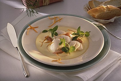 Jakobsmuscheln in Orangensauce