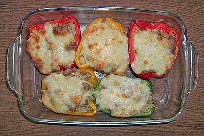 Gef&uuml;llte Paprikaschoten mit Reis 1