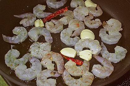 Gambas in Knoblauch - Weißwein - Sauce 5