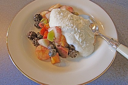 Exotischer Obstsalat mit Kokoscreme 1
