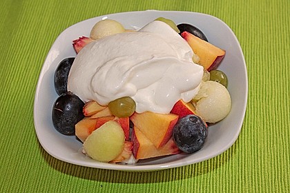 Exotischer Obstsalat mit Kokoscreme 2