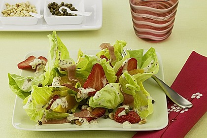 Pikanter Erdbeer - Salat