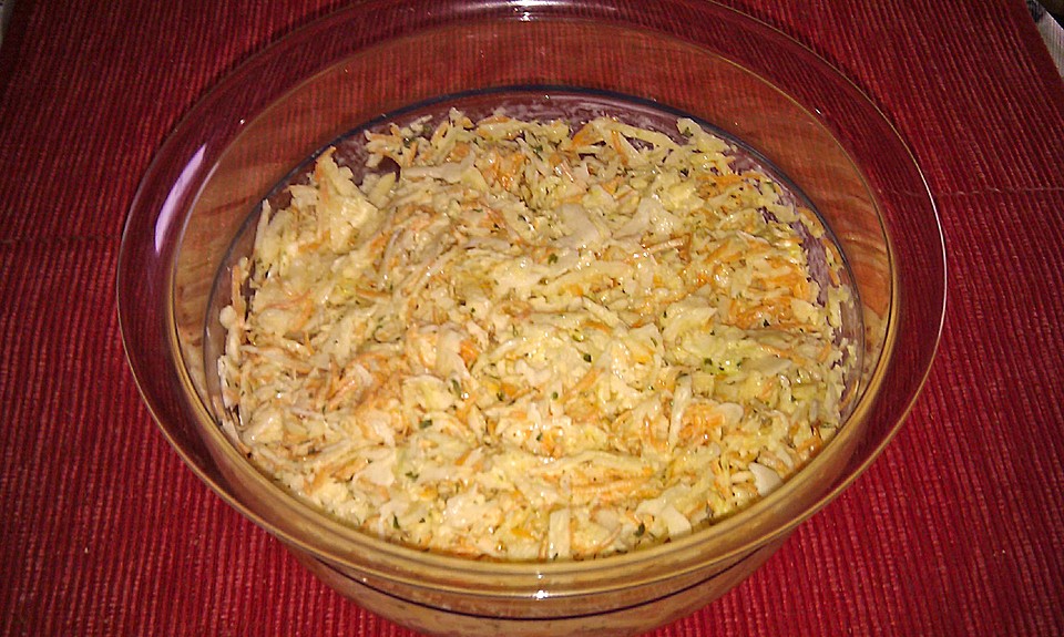 Wei Kraut Karotten Salat Von Poettchen Chefkoch De