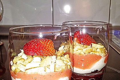 Erdbeer - Trifle 4