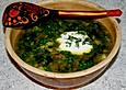 Gr&uuml;ne Kr&auml;utersuppe nach russischer Art