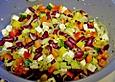 Simpler griechischer Salat f&uuml;r deutsche Grillparties