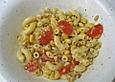 Pasta - Salat mit Sojabohnen, Mozzarella und K&uuml;rbiskern - Vinaigrette