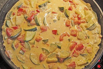 Tagliatelle mit Frischkäse - Zucchini - Sauce 1