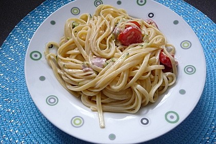 Tagliatelle mit Frischkäse - Zucchini - Sauce 4