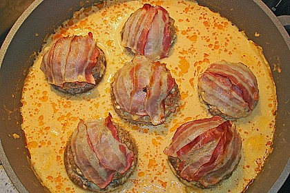 Gef&uuml;llte Champignons mit Schafsk&auml;se - Hackfleisch an K&auml;sesauce 3