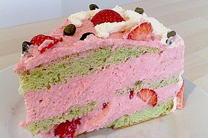 Erdbeer - Pistazien - Torte 5