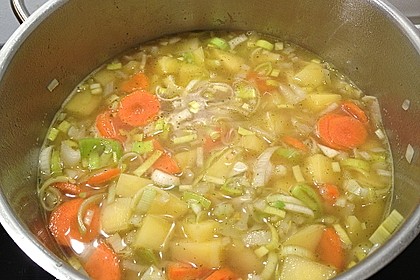 Allgäuer Kartoffelsuppe 23