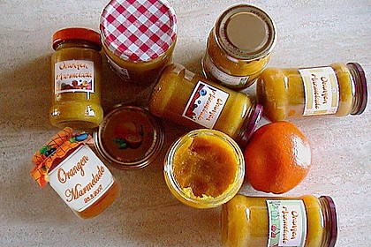Brioches und Orangenmarmelade 2