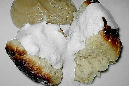 Dampfnudeln im R&ouml;mertopf 12