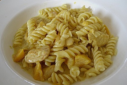 Hühnchen in Pfirsich - Curry - Rahmnudeln 2
