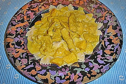 Hühnchen in Pfirsich - Curry - Rahmnudeln 11